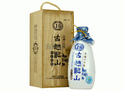 古越龙山库藏十年陈酿青花瓷木盒装500ML